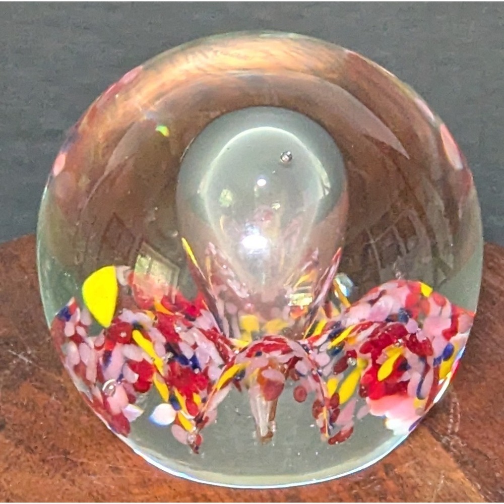 VTG Gentile Glass‎ Art Glass Paperweight Tear Drop Flower W/Multi-Color Petals